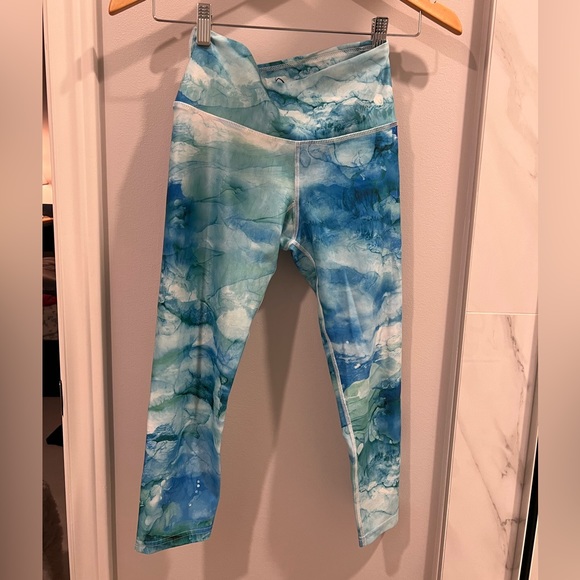 Inner Fire Crop Leggings - Picture 1 of 3